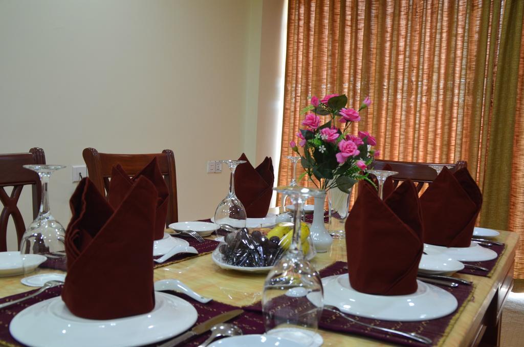 Naypyidaw Myat Nan Yone Hotel מראה חיצוני תמונה