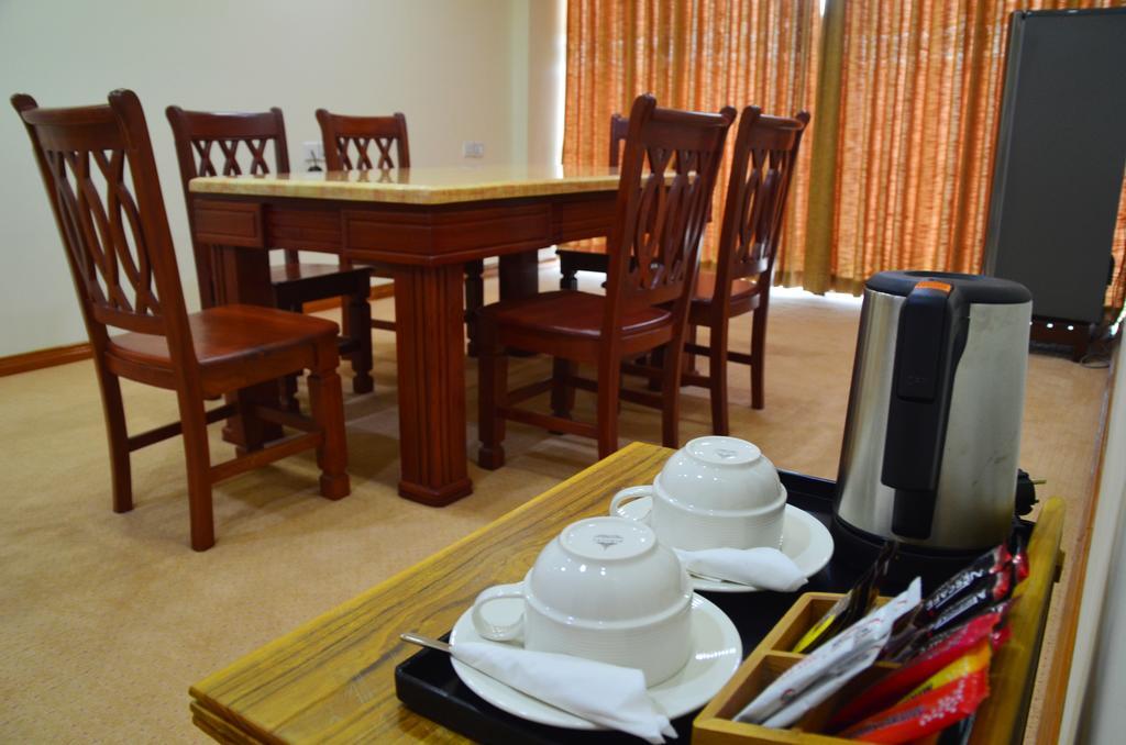 Naypyidaw Myat Nan Yone Hotel מראה חיצוני תמונה
