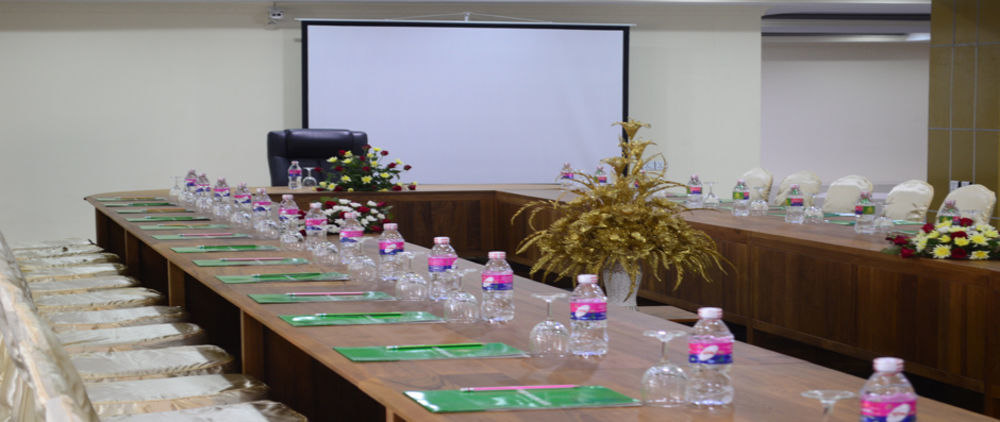 Naypyidaw Myat Nan Yone Hotel מראה חיצוני תמונה